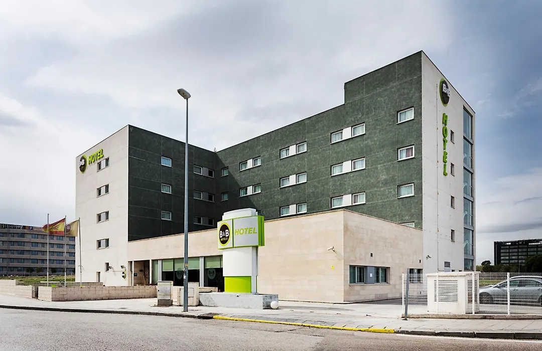 B&B Hotel Madrid Aeropuerto T1 T2 T3-1